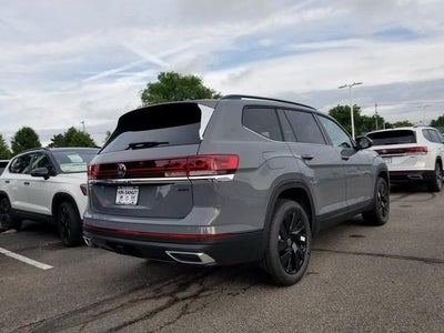 2026 Volkswagen Atlas SE w/Technology