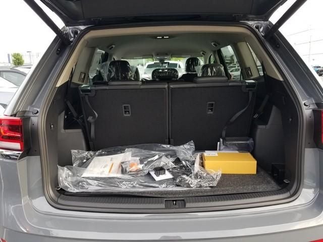 2026 Volkswagen Atlas SE w/Technology