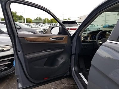 2026 Volkswagen Atlas SE w/Technology
