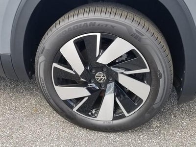 2026 Volkswagen Atlas Cross Sport SE w/Technology