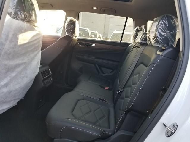 2026 Volkswagen Atlas SE w/Technology
