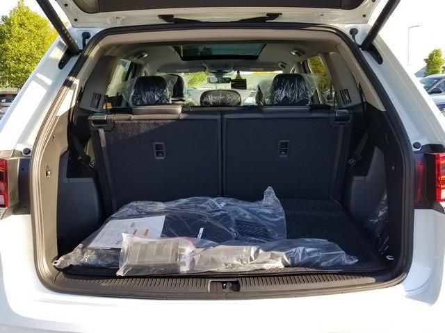 2026 Volkswagen Atlas SE w/Technology