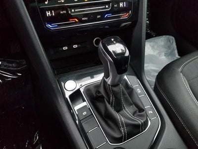 2026 Volkswagen Taos 1.5T SE Black