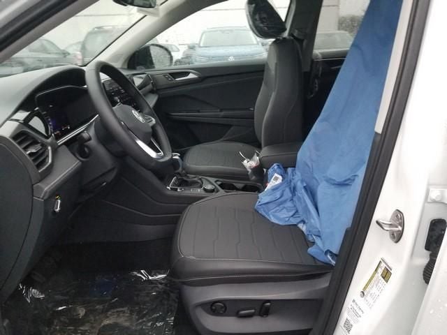 2026 Volkswagen Taos 1.5T SE Black