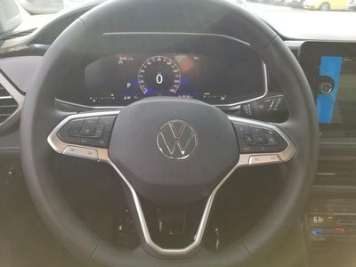 2026 Volkswagen Taos 1.5T SE Black