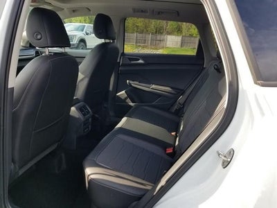 2026 Volkswagen Taos 1.5T SE Black