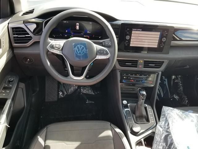 2026 Volkswagen Taos 1.5T SE Black