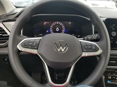 2026 Volkswagen Taos 1.5T SE Black