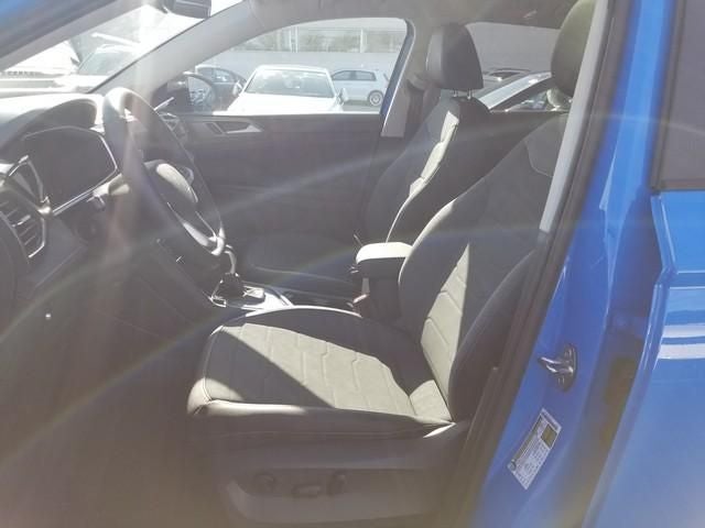 2026 Volkswagen Taos 1.5T SE Black
