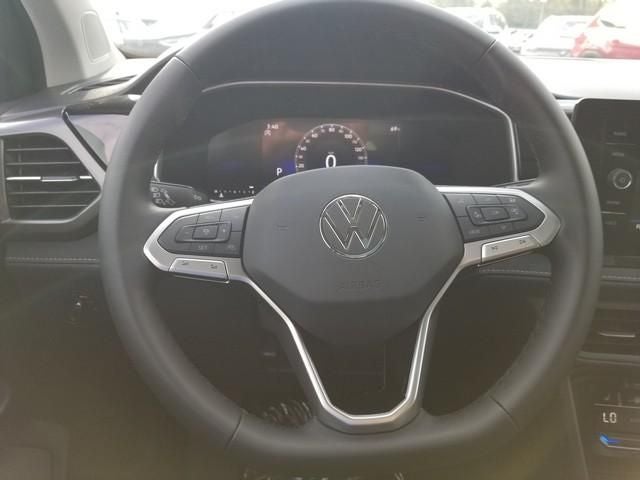 2026 Volkswagen Taos 1.5T SE Black