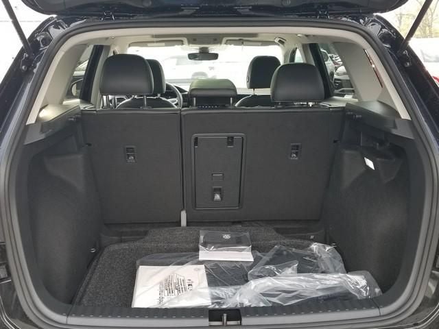 2026 Volkswagen Taos 1.5T SE Black