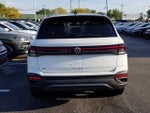 2026 Volkswagen Taos 1.5T SE Black
