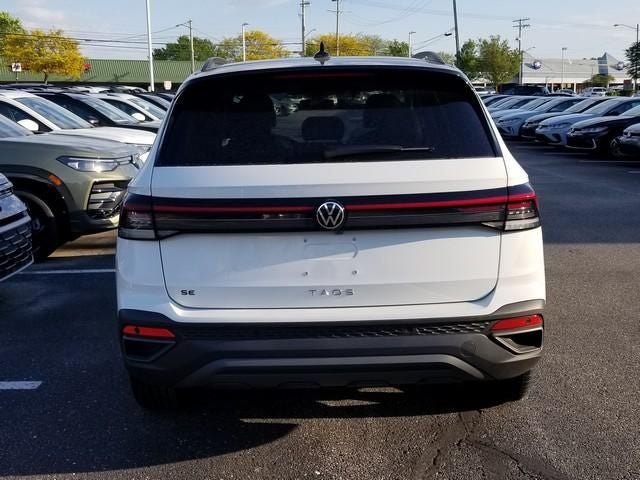2026 Volkswagen Taos 1.5T SE Black