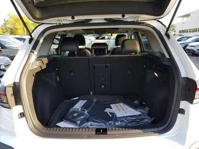 2026 Volkswagen Taos 1.5T SE Black