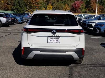 2027 Volkswagen Tiguan SE