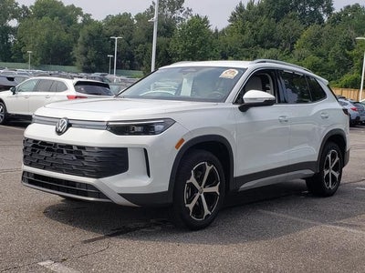 2025 Volkswagen Tiguan 2.0T SE
