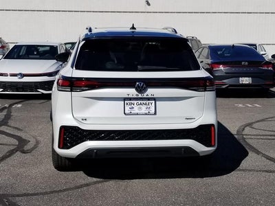 2026 Volkswagen Tiguan 2.0T SE R-Line Black