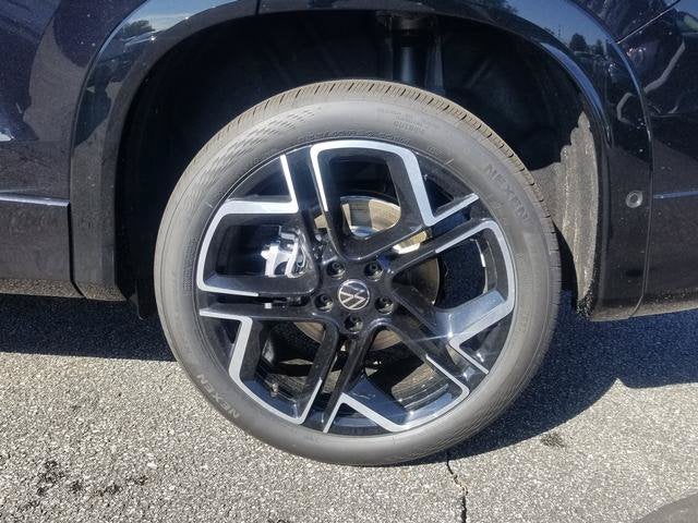 2027 Volkswagen Tiguan SEL R-Line Turbo