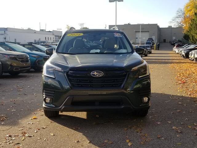2024 Subaru Forester Premium