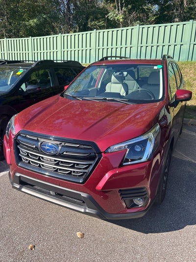 2023 Subaru Forester Premium